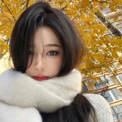 站起来的女孩